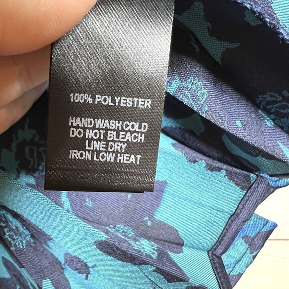 Lulus Navy Blue Satin Mini Dress Teal Cap Sleeve Pleated Floral Fit n Fl… - Picture 7 of 10